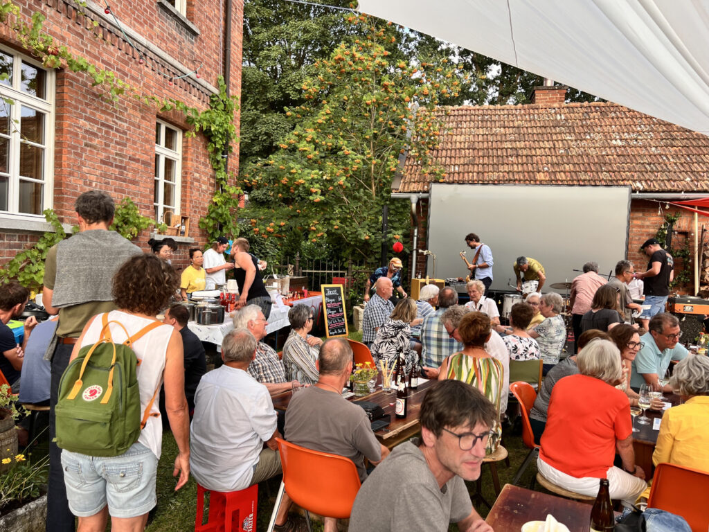 Rinchnacher Kulturtage im Roten Schulhaus